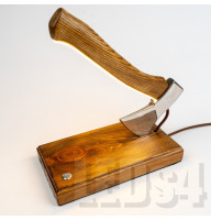 Світлодіодний настільний світильник "Сокира" з керуванням з телефону і USB виходом, дерево + метал Світлодіодний настільний світильник "Сокира" з керуванням з телефону і USB виходом, дерево + метал